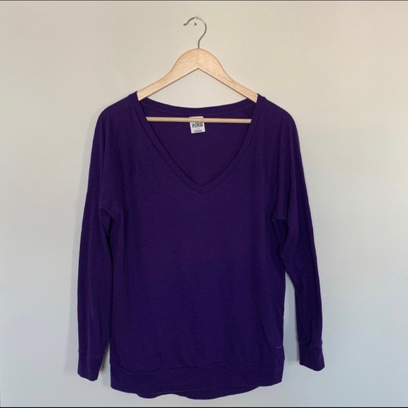 Pink Victoria’s Secret V Neck Long Sleeve (bin2) - Picture 5 of 5